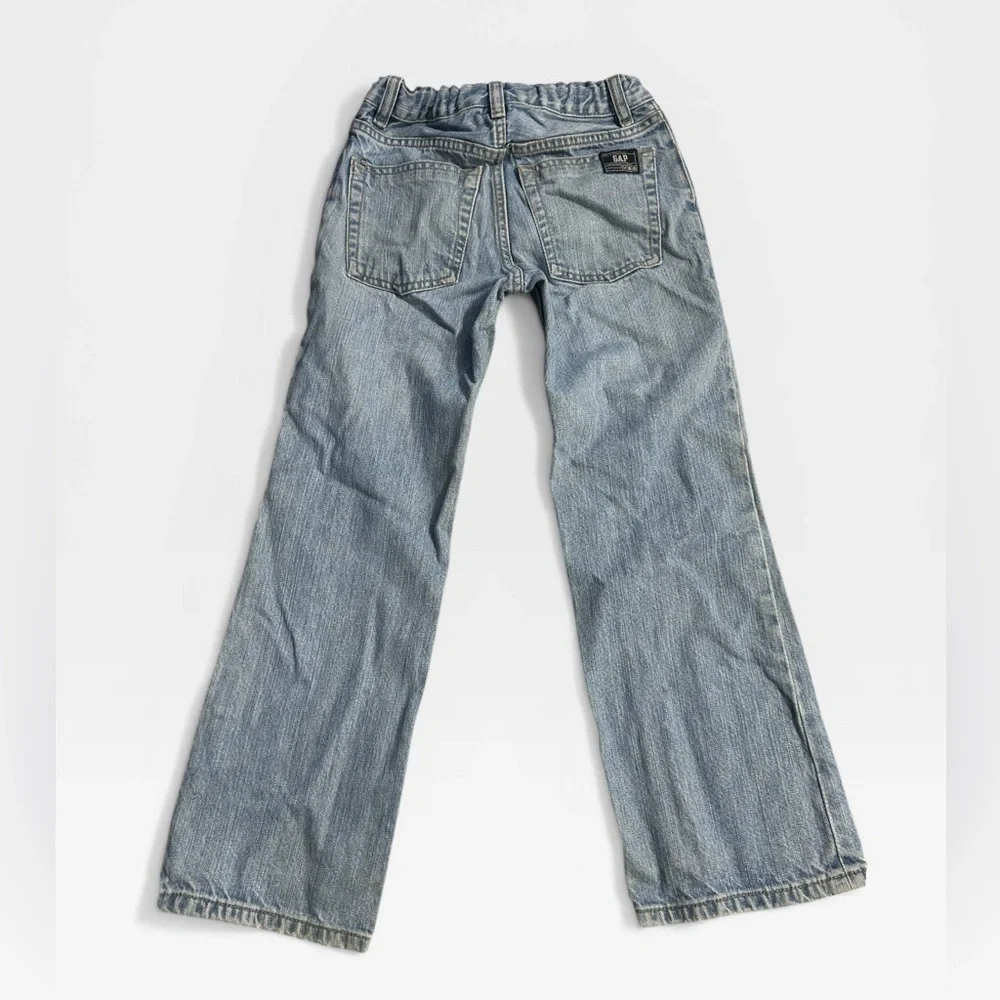 GAP light outfit 89